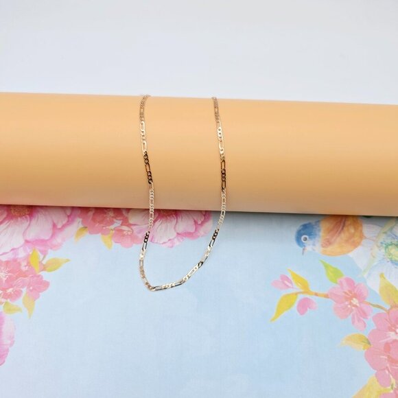 "Elegant Rose Gold Figaro Chain Necklace – 50cm Brass Gold Plated, XPNL0113 - Picture 4 of 13